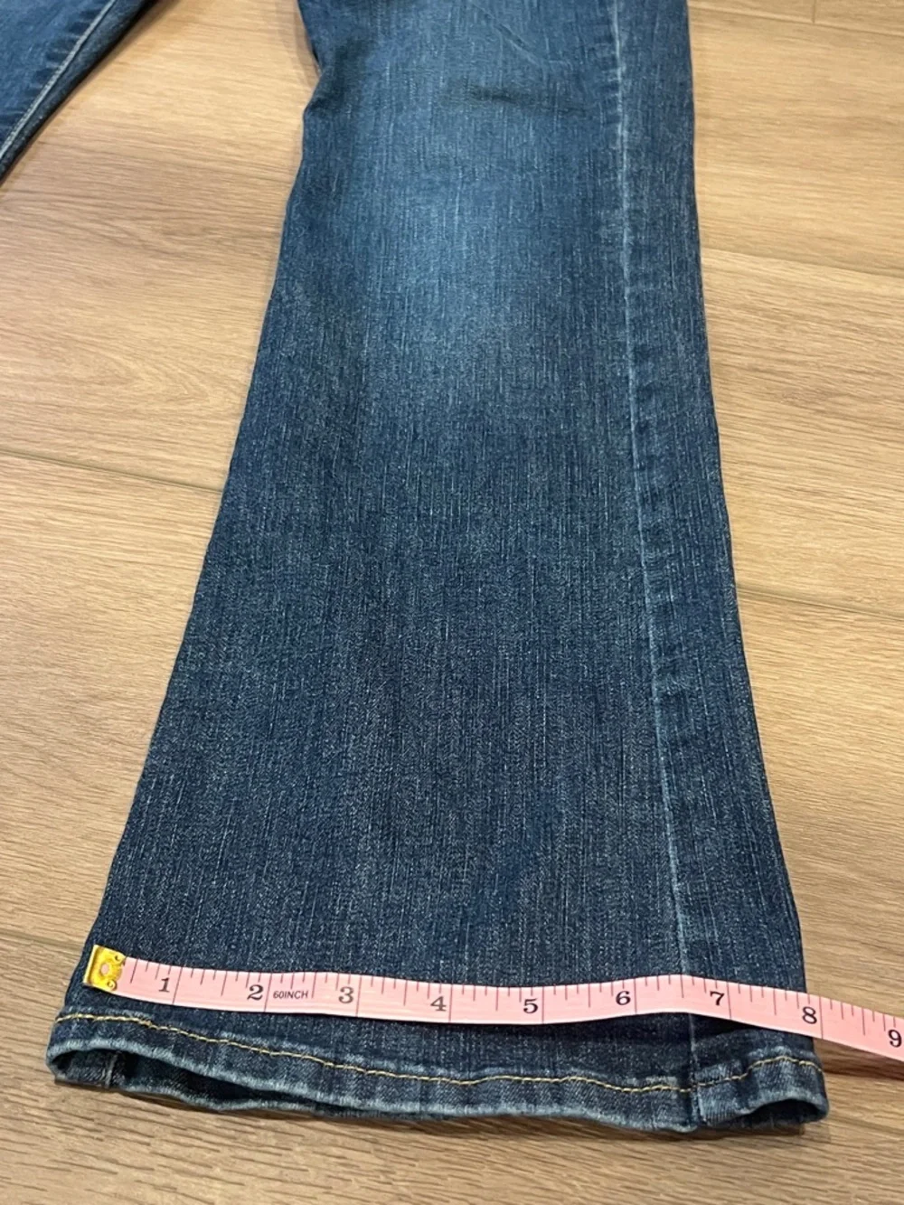 Signature by Levi Strauss Totally Shaping Bootcut Jeans Size 2S - Picture 10 of 12